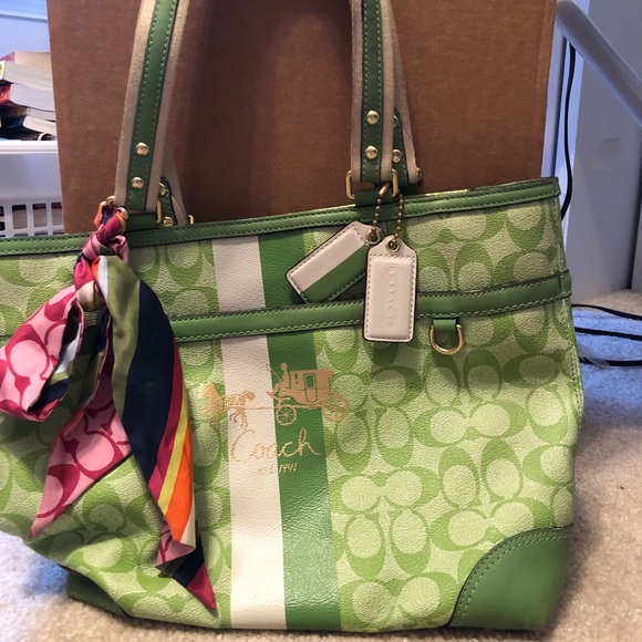 Coach purse - Picture 1 of 6